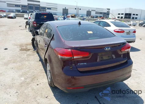 2017 Kia Forte Lx z USA, uszkodzony, nr VIN 3KPFL4A70HE091133